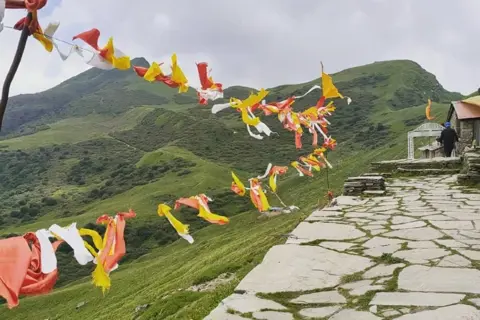 Rudranath Trekimage 1