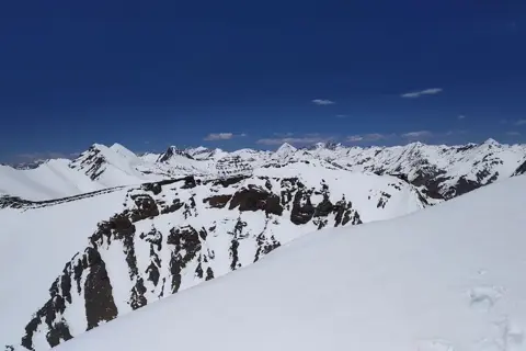 Kanamo Peak Trekimage 1