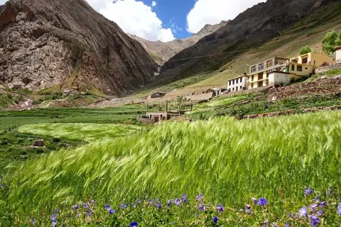 Pin Parvati Pass Trekimage 1 Pin Parvati Pass Trekimage 1
