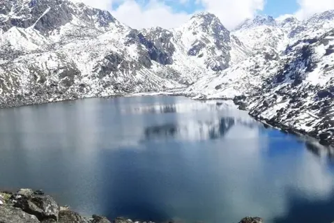 Maldaru Lake Trekimage 1