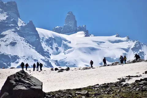 Kugti Pass Trekimage 1