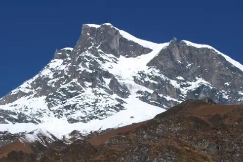 Baljuri Peak Summit Trekimage 1