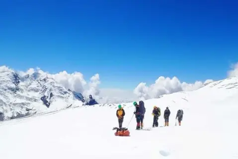 Traill's Pass Trekimage 1