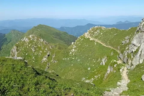 Saru Tal Trek with Kedarkanthaimage 1