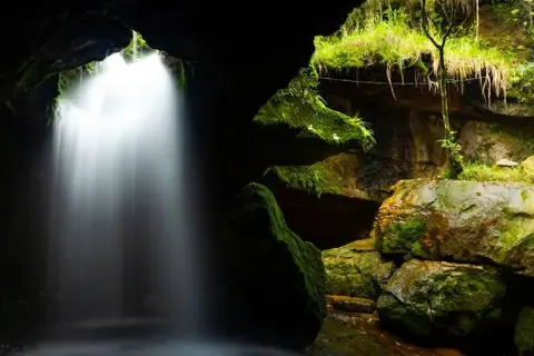 Meghalaya Tour Package From Shillongimage 1