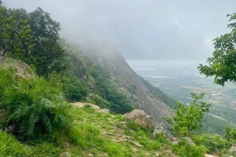 Horagina Betta Sunrise Trek with Water Activitiesimage 1