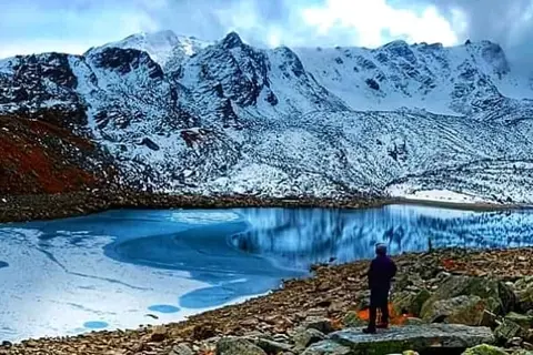 Maldaru Lake Trekimage 1