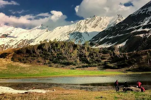 Ruinsara Lake Trekimage 1