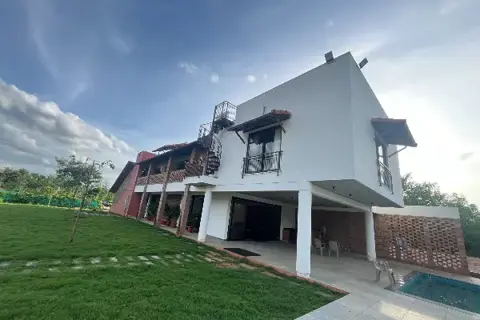Luxury Villa Retreatimage 1