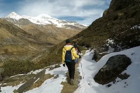 Baljuri Peak Summit Trekimage 1