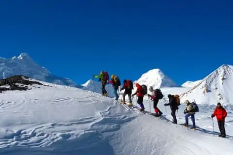 Borasu Pass Trekimage 1