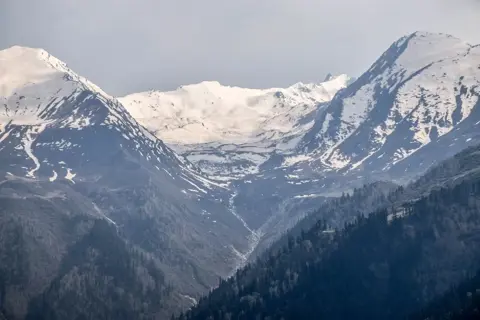 Har Ki Dun Trekimage 1 Har Ki Dun Trekimage 1