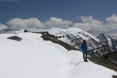 Kanamo Peak Trekimage 1