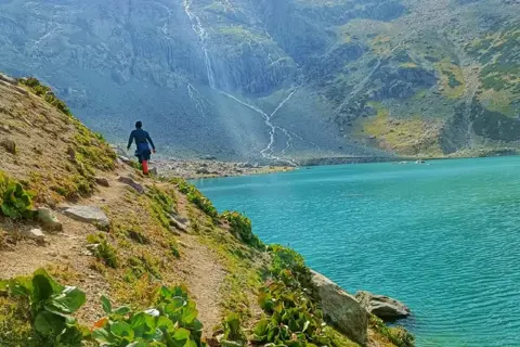 Gangabal Lake Trekimage 1