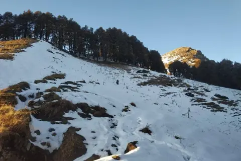 Rani Sui Lake Trekimage 1